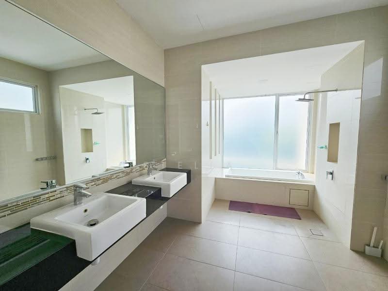 Banglo Pautan untuk Dijual di Senibong Cove (Masai) - Stella Chia - Bathroom - PropertyGuru.com.my