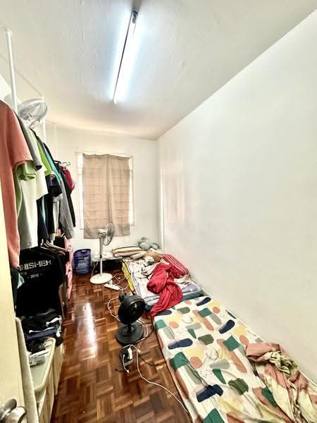 Pangsapuri untuk Dijual di Subang Perdana Goodyear Court 8 - Carlson Chee - Bedroom - PropertyGuru.com.my