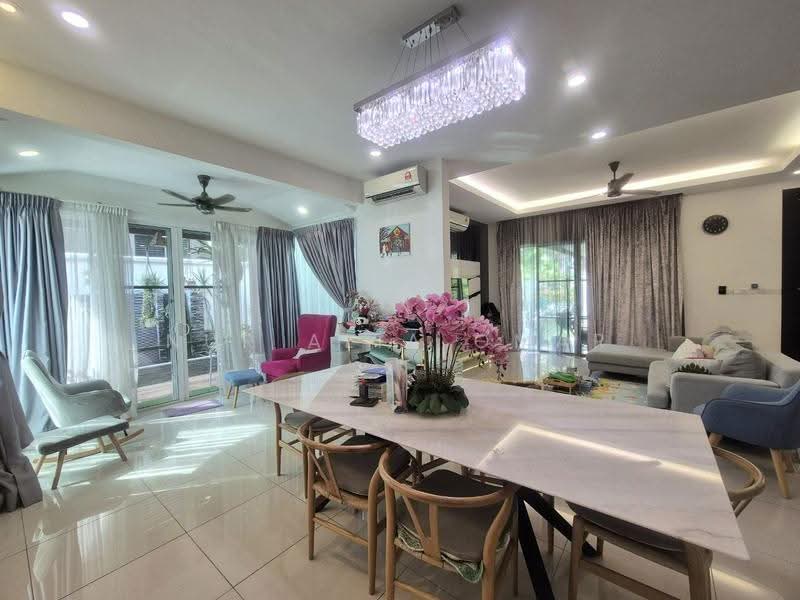 Rumah Berkembar untuk Dijual di Setia Eco Park (Setia Alam) - Nur Alia Omar - Living Room - PropertyGuru.com.my