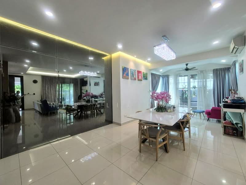 Rumah Berkembar untuk Dijual di Setia Eco Park (Setia Alam) - Nur Alia Omar - Living Room - PropertyGuru.com.my