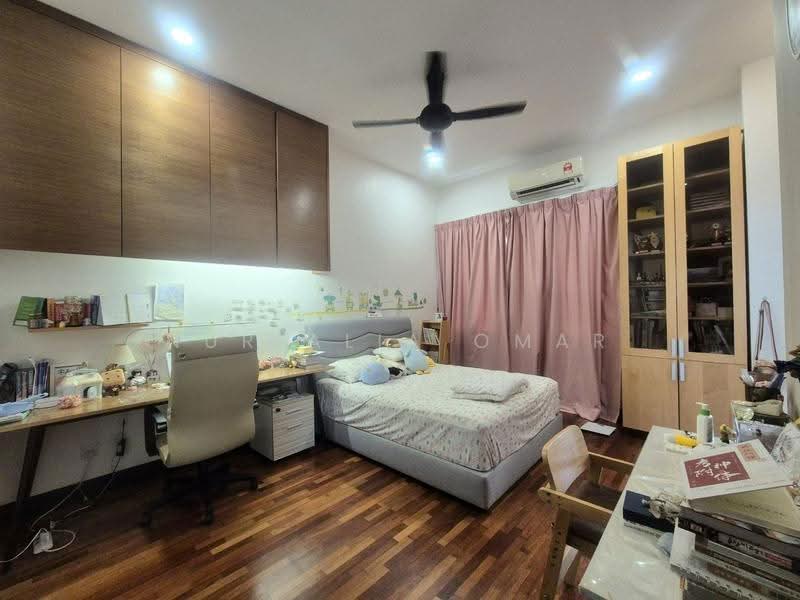 Rumah Berkembar untuk Dijual di Setia Eco Park (Setia Alam) - Nur Alia Omar - Bedroom - PropertyGuru.com.my