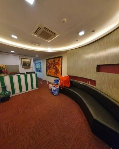 Shop / Office untuk Dijual di Taman Mutiara Barat (Cheras) - Janice Lau - Lobby - PropertyGuru.com.my
