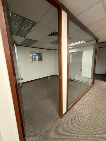 Pejabat untuk Disewa di KLCC (KL City Centre) - Dan Lo - Interior - PropertyGuru.com.my