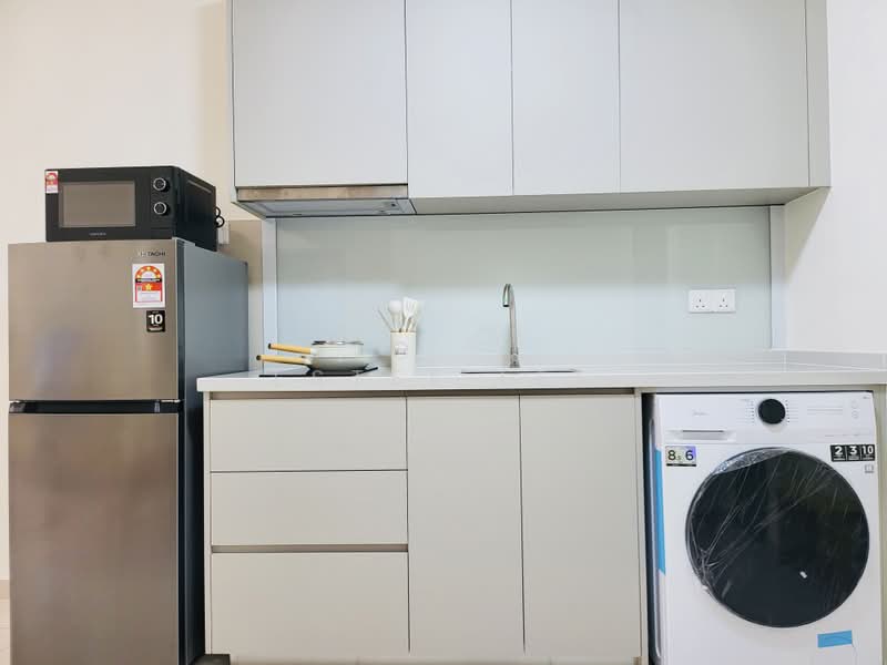 Kediaman Servis untuk Disewa di BeCentral @ i-City - Estee Lee - Kitchen - PropertyGuru.com.my