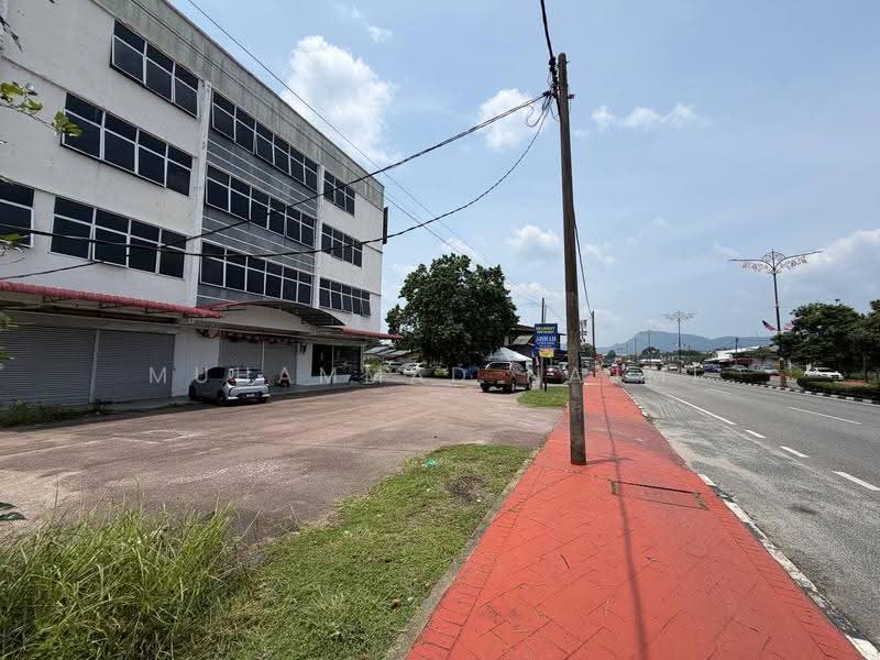 Kedai untuk Dijual di Dungun (Terengganu) - Muhammad Najmi - Exterior - PropertyGuru.com.my