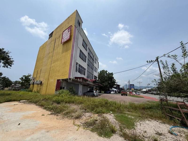 Kedai untuk Dijual di Dungun (Terengganu) - Muhammad Najmi - Exterior - PropertyGuru.com.my