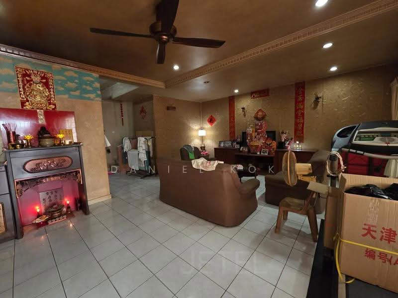 2-storey Terraced House for Sale in Taman Bayu Perdana (Klang) - Daniel Kok - Living Room - PropertyGuru.com.my