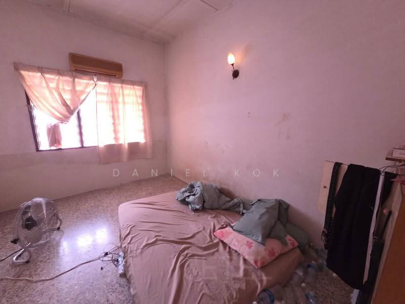 2-storey Terraced House for Sale in Taman Bayu Perdana (Klang) - Daniel Kok - Bedroom - PropertyGuru.com.my