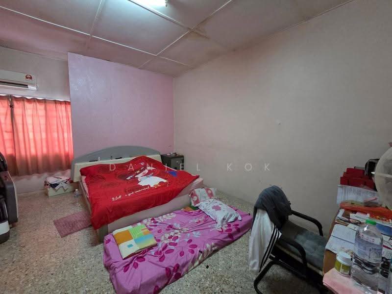 2-storey Terraced House for Sale in Taman Bayu Perdana (Klang) - Daniel Kok - Bedroom - PropertyGuru.com.my