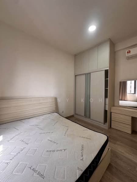 Kediaman Servis untuk Dijual di South View - Yanny Koh - Bedroom - PropertyGuru.com.my