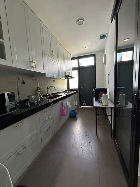 Cluster House for Sale in Bandar Pulai Jaya (Kulai) - Christina Ang - Kitchen - PropertyGuru.com.my