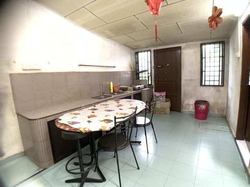 1-storey Terraced House for Rent in Lima Kedai (Skudai) - Alan Ler - Kitchen - PropertyGuru.com.my