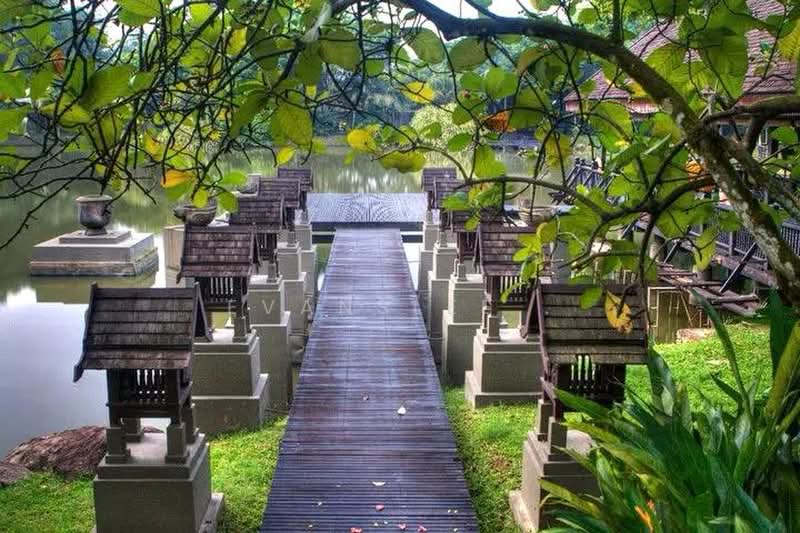 Townhouse for Sale in Bukit Gita Bayu (Seri Kembangan) - Evanslee . - Exterior - PropertyGuru.com.my