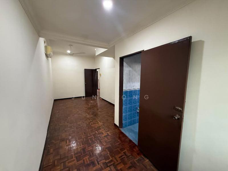 Rumah Teres 2-Tingkat untuk Dijual di Skudai (Johor) - Jun Song - PropertyGuru.com.my