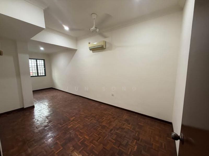 Rumah Teres 2-Tingkat untuk Dijual di Skudai (Johor) - Jun Song - PropertyGuru.com.my