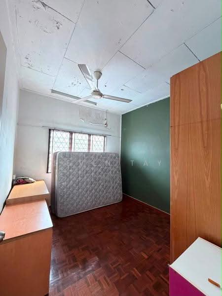 2-storey Terraced House for Sale in Taman Sri Putri (Skudai) - Seven Tay - Bedroom - PropertyGuru.com.my