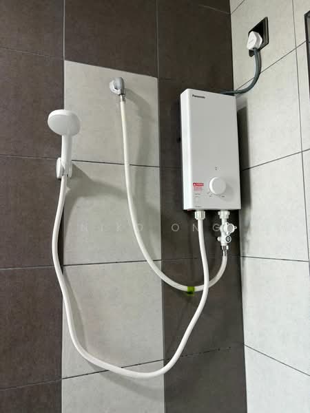 Kediaman Servis untuk Disewa di One 49 Residence - Niko Ong - Bathroom - PropertyGuru.com.my