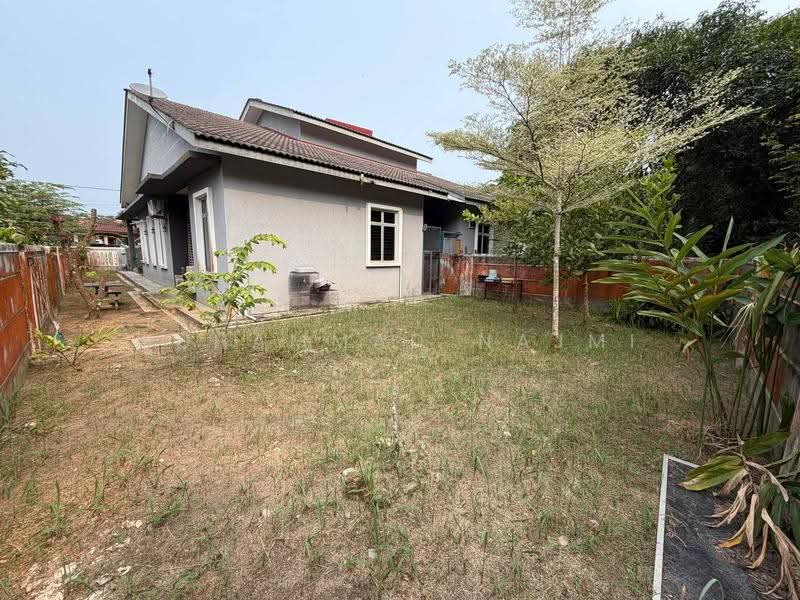 Rumah Berkembar untuk Dijual di Binjai (Terengganu) - Muhammad Najmi - Exterior - PropertyGuru.com.my