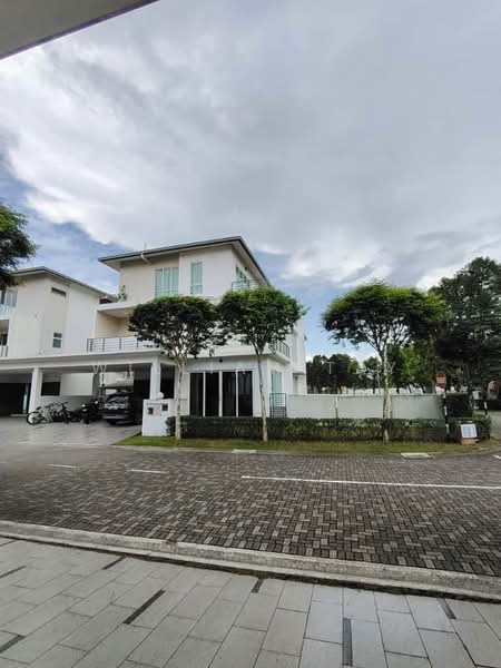 Bungalow House for Sale in Senibong Cove (Masai) - William Tay - Exterior - PropertyGuru.com.my