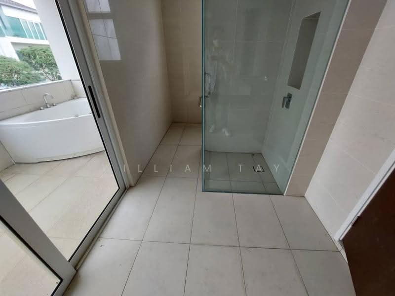 Bungalow House for Sale in Senibong Cove (Masai) - William Tay - Bathroom - PropertyGuru.com.my