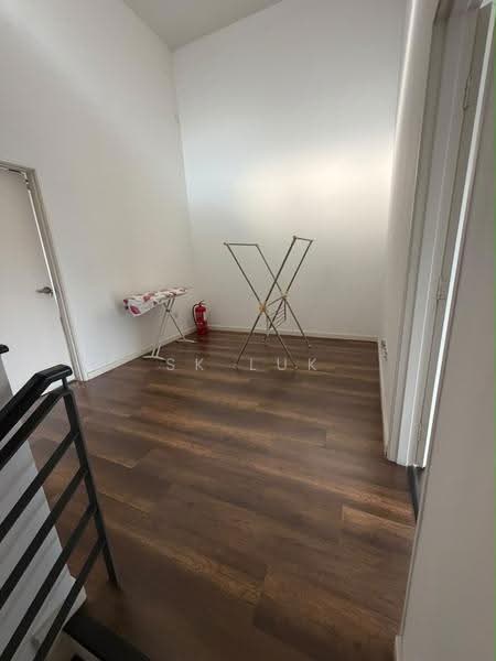 Rumah Teres untuk Dijual di Bandar Country Homes (Rawang) - SK Luk - Interior - PropertyGuru.com.my
