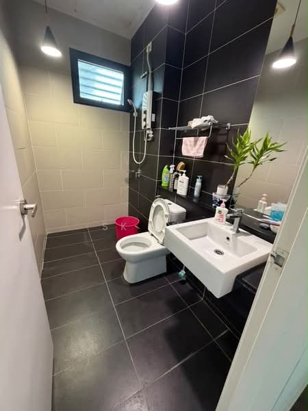 Rumah Teres untuk Dijual di Bandar Country Homes (Rawang) - SK Luk - PropertyGuru.com.my