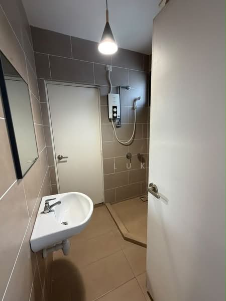 Rumah Teres untuk Dijual di Bandar Country Homes (Rawang) - SK Luk - PropertyGuru.com.my