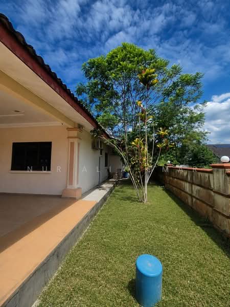 Bungalow House untuk Dijual di Gombak (Kuala Lumpur) - Nur Alia Omar - Exterior - PropertyGuru.com.my