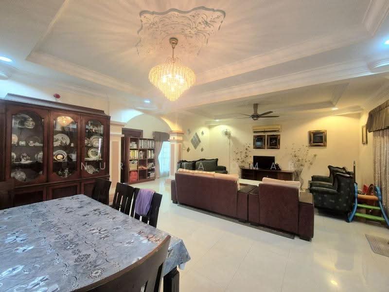 Bungalow House untuk Dijual di Gombak (Kuala Lumpur) - Nur Alia Omar - Living Room - PropertyGuru.com.my