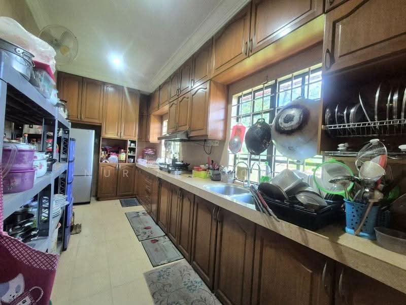 Bungalow House untuk Dijual di Gombak (Kuala Lumpur) - Nur Alia Omar - Kitchen - PropertyGuru.com.my