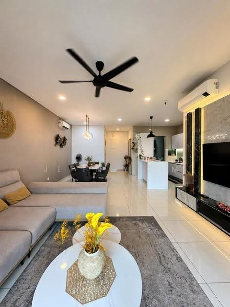 Kondominium untuk Disewa di TRIA Seputeh in 9 Seputeh, Kuala Lumpur - Jeffney Lim - Living Room - PropertyGuru.com.my