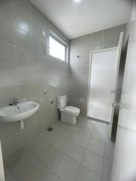 Rumah Teres 2-Tingkat untuk Disewa di Bandar Sri Sendayan (Negeri Sembilan) - Rohani Daud - Bathroom - PropertyGuru.com.my