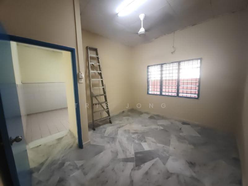 Rumah Teres 1-Tingkat untuk Dijual di Taman Velox (Rawang) - Tris Jong - Interior - PropertyGuru.com.my