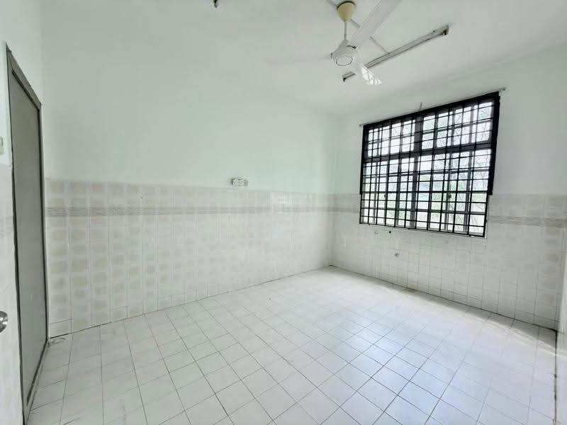 Semi-Detached House for Sale in Taman Munsyi Ibrahim (Johor Bahru) - William Tay - Interior - PropertyGuru.com.my