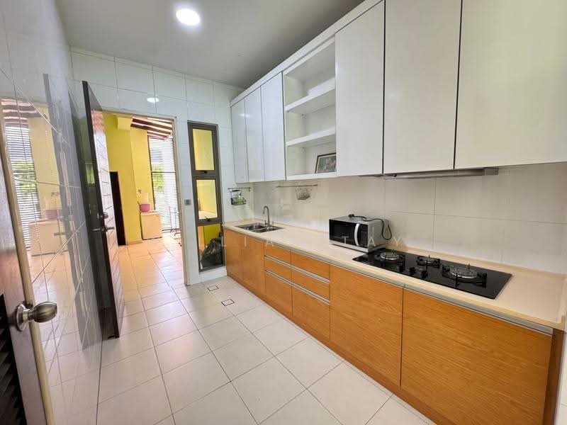 Rumah Berkembar untuk Dijual di East Ledang (Iskandar Puteri (Nusajaya)) - William Tay - Kitchen - PropertyGuru.com.my