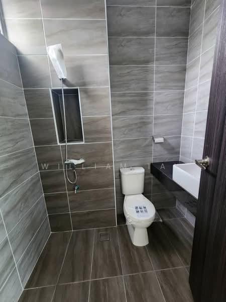 Rumah Berkembar untuk Dijual di Taman Mutiara Rini (Skudai) - William Tay - PropertyGuru.com.my