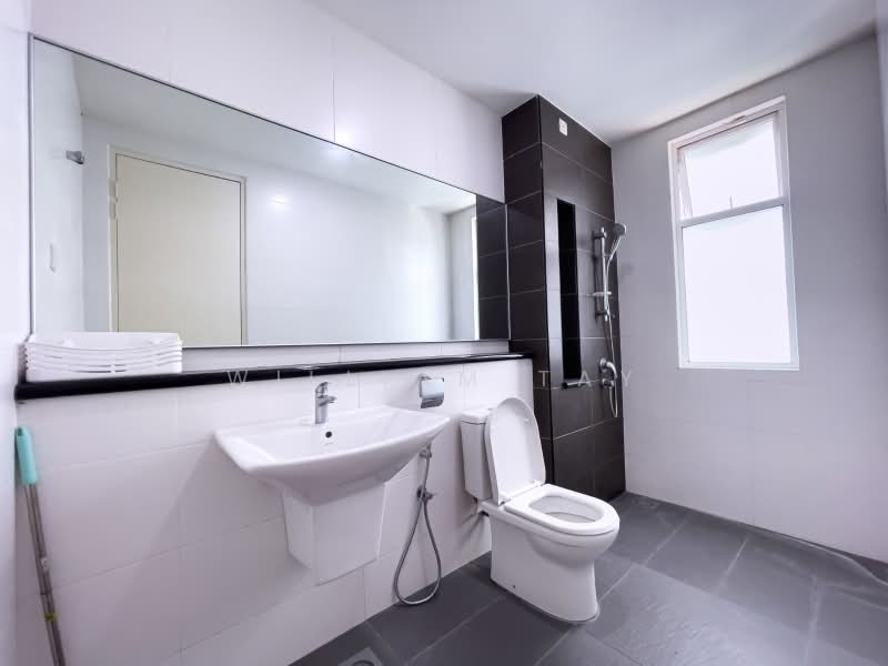 Bungalow House untuk Dijual di Taman Desa Tebrau (Tebrau) - William Tay - Bathroom - PropertyGuru.com.my