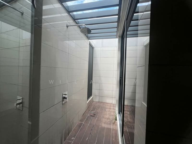 Rumah Berkembar untuk Dijual di Taman Molek (Johor Bahru) - William Tay - Bathroom - PropertyGuru.com.my
