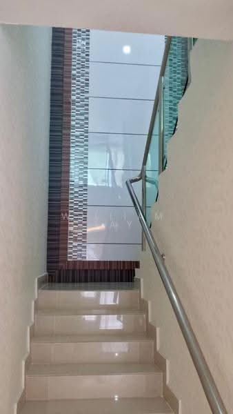 Bungalow House for Sale in Taman Bukit Kempas (Tampoi) - William Tay - Corridor - PropertyGuru.com.my