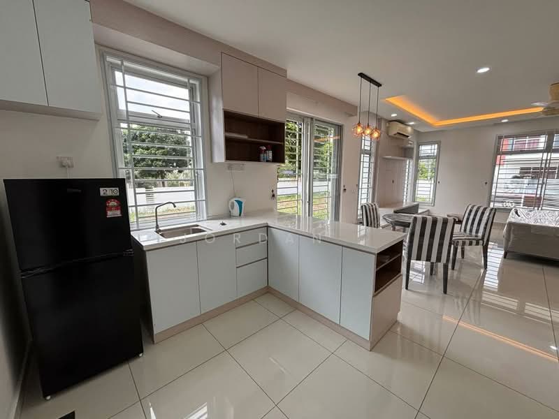 2-storey Terraced House for Rent in Setia Eco Gardens (Gelang Patah) - Jordan . - Kitchen - PropertyGuru.com.my