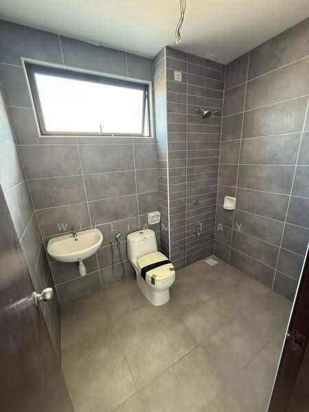 Semi-Detached House for Sale in Bandar Dato Onn (Tebrau) - William Tay - Bathroom - PropertyGuru.com.my