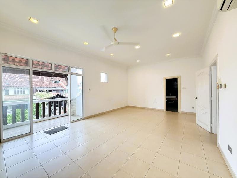 Semi-Detached House for Sale in Bandar Dato Onn (Tebrau) - William Tay - Balcony - PropertyGuru.com.my