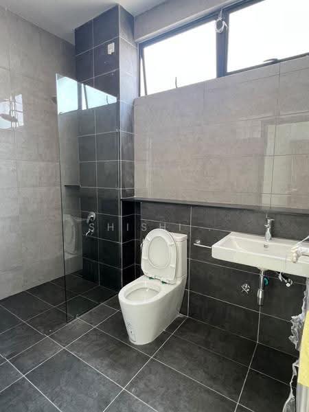 Cluster House for Sale in Johor Bahru (Johor) - Shishi . - Bathroom - PropertyGuru.com.my