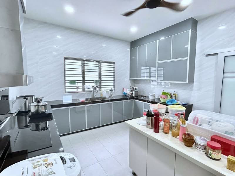 Rumah Teres 2-Tingkat untuk Dijual di Taman Impian Emas (Skudai) - Karl Lim - Kitchen - PropertyGuru.com.my