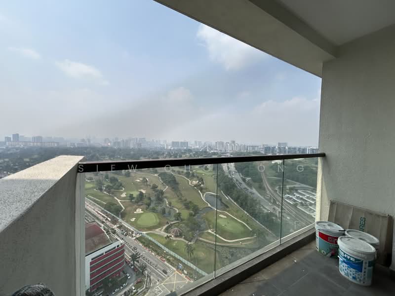 Kondominium untuk Disewa di Panorama Residences - Siew Choo Ong - Balcony - PropertyGuru.com.my