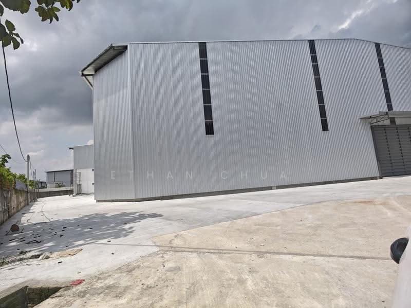 Warehouse for Rent in Kampung Sungai Rambai (Jenjarom) - Ethan Chua - PropertyGuru.com.my