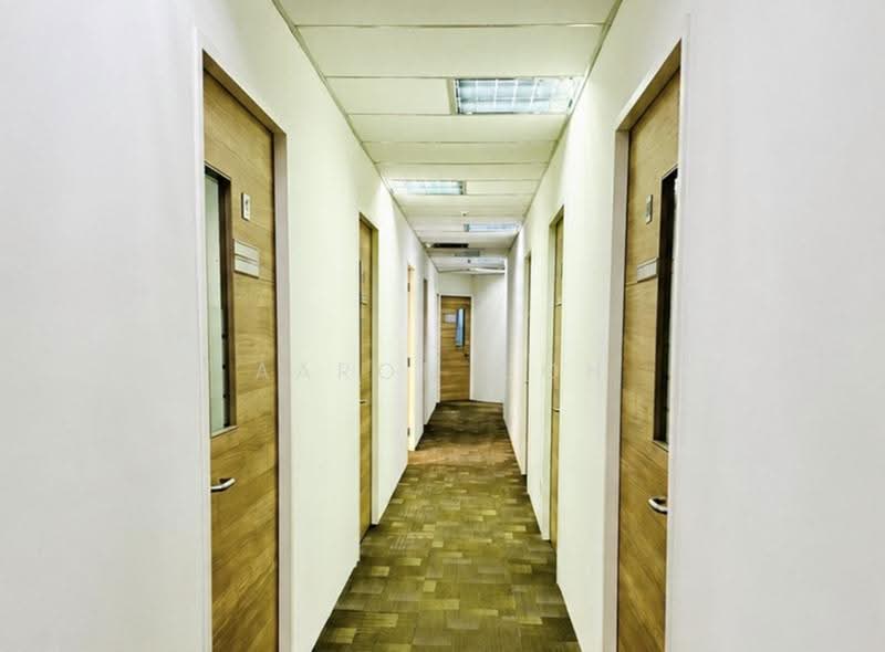 Shop for Rent in Taipan Business Centre (Subang Jaya) - Aaron Goh - Corridor - PropertyGuru.com.my