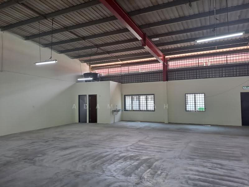 Terrace Factory for Rent in Taman Perindustrian Taming Jaya (Balakong) - Adam Puah - Interior - PropertyGuru.com.my