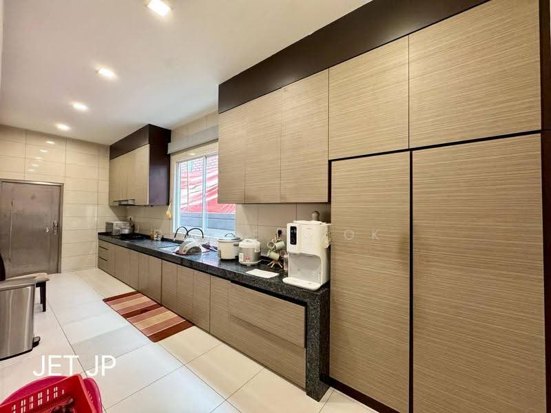 Bungalow House for Sale in Ambang Botanic 2 (Klang) - Daniel Kok - Kitchen - PropertyGuru.com.my