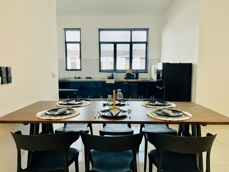 Townhouse for Sale in Eco Grandeur (Puncak Alam) - Lucas Loh - Dining Room - PropertyGuru.com.my